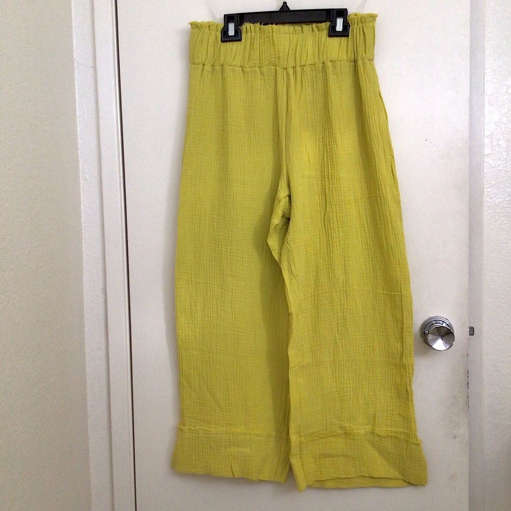 Kaktus Wide Leg Gauze Crop Pants